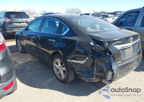 2013 Nissan Altima 2.5 Sv z USA, uszkodzony, nr VIN 1N4AL3AP4DC223032